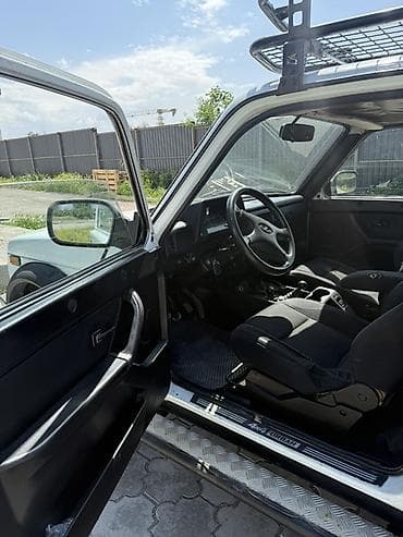 маленький квадроцикл: ВАЗ (ЛАДА) 4x4 Нива: 2011 г., 1.7 л, Механика, Бензин, Внедорожник — 6
