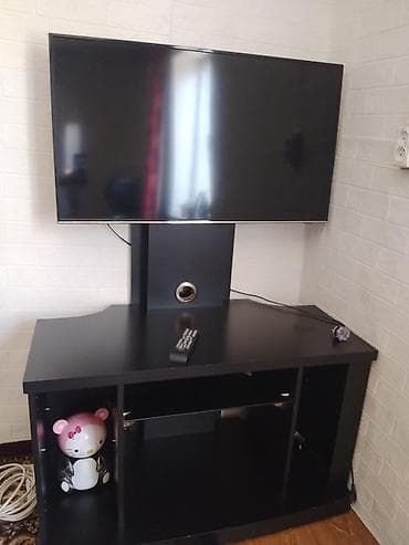 Тумбалар: Угловая тумба под телевизор черного цвета со встроенным креплением для — 1