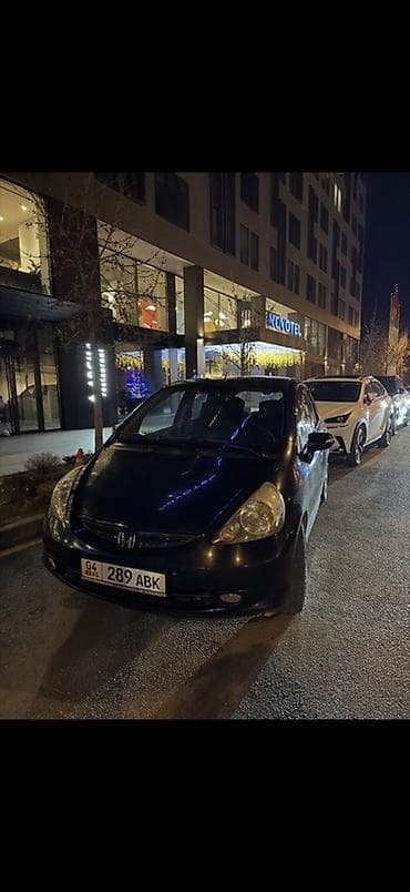 Honda Jazz: 2007 г., 1.4 л, Вариатор, Бензин, Хэтчбэк
