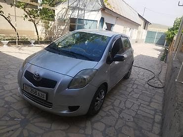 тойота приус с: Toyota Yaris: 2007 г., 1.3 л, Механика, Бензин, Хэтчбэк — 4