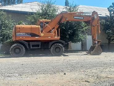 Экскаватор, Doosan, 2017 г., Колесный at lalafo.kg Экскаватор, Doosan, 2017 г., Колесный