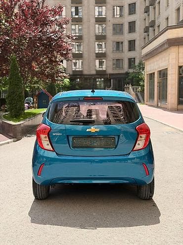 пл: Chevrolet Spark: 2018 г., 1 л, Бензин, Хэтчбэк — 4