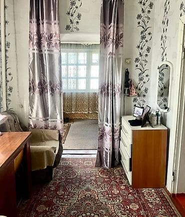 Дома: 🏢Продается дом 📍Кызыл Аскер Площадь участка: 4 сотки. Площадь дома — 7