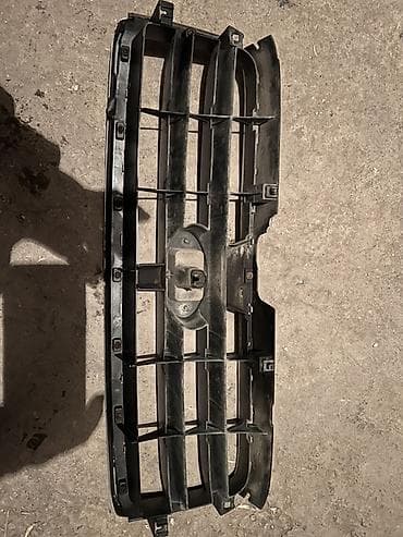 Руль бөлүгү: Радиатор торлору Subaru Оригинал — 2