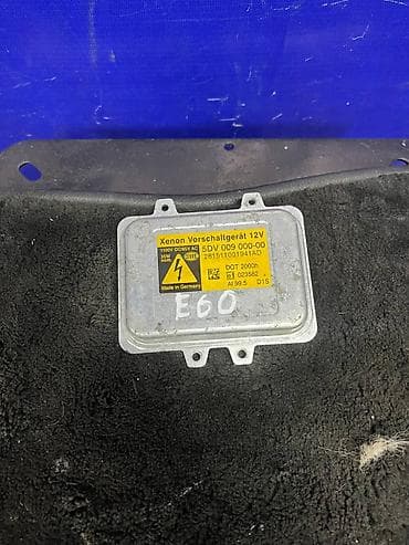 009: Ксеноновый блок розжига Hella 5DV 009 000-00, 12V на BMW E60 - — 1