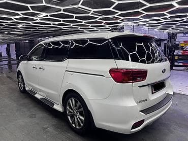 лобов: Kia Carnival: 2019 г., 2.2 л, Автомат, Дизель, Минивэн — 4