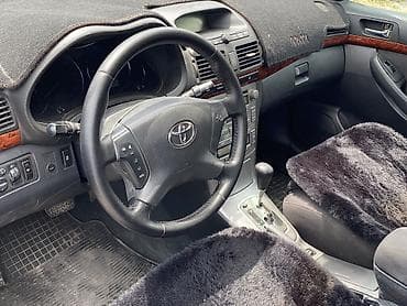 second tech: Toyota Avensis: 2003 г., 2 л, Автомат, Бензин, Седан — 8