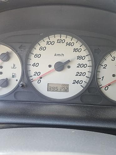 киа на продажу: Mazda 626: 2001 г., 2 л, Механика, Бензин, Универсал — 5
