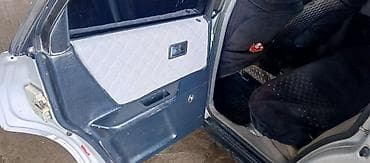 Продажа авто: Audi 80: 1991 г., 2 л, Ручные, Бензин, Седан — 7