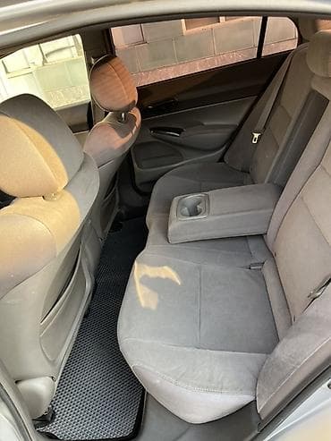 toyota noax: Honda Civic: 2007 г., 1.8 л, Седан — 8