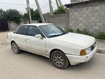 Audi: Audi 80: 1987 г., Седан — 3