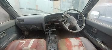 пикап сурф: Toyota Hilux Surf: 1995 г., 3 л, Автомат, Дизель, Внедорожник — 5
