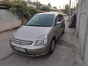 focus 2: Honda Stream: 2002 г., 2 л, Автомат, Бензин, Универсал — 2