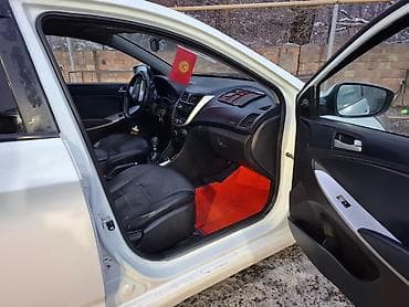 hyundai solaris продажа: Hyundai Solaris: 2013 г., 1.4 л, Механика, Бензин, Седан — 3