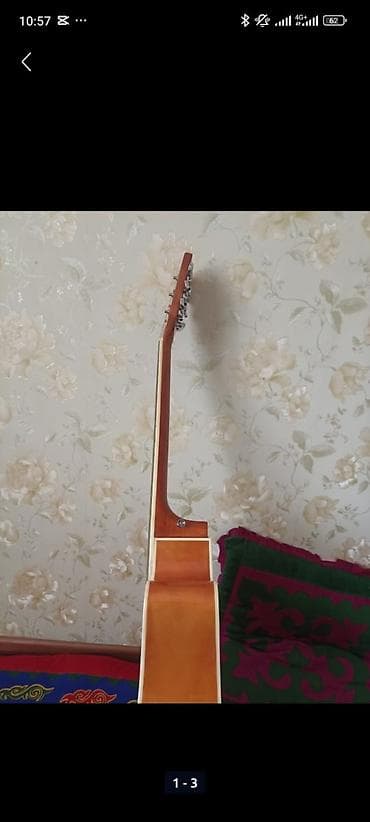 Гитары: Акустическая гитара Dreadnought с вырезом (cutaway), окрас sunburst — 1