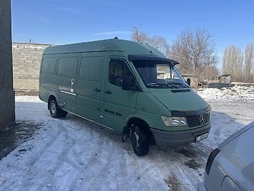 зеркала на гигант: Легкий грузовик, Mercedes-Benz — 1