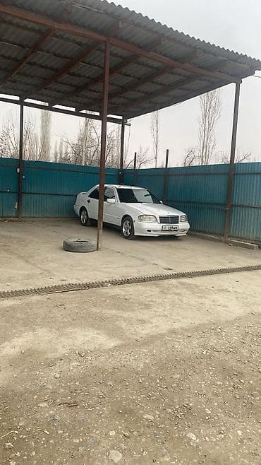 2 8: Mercedes-Benz C-Class: 1995 г., 1.8 л, Механика, Бензин, Седан — 3