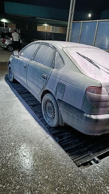 e2 byd: Toyota Avensis: 2002 г., Автомат, Бензин, Лифтбек — 4
