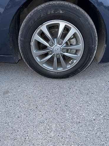 daewoo centra: Hyundai Avante: 2019 г., 1.6 л, Автомат, Газ, Седан — 6