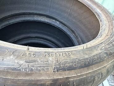 Шины 235 / 45 / R 21, Лето, Легковые, Michelin — 1