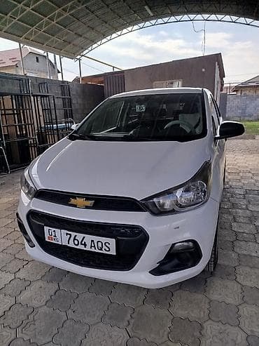 Chevrolet Spark: 2018 г., 1 л, Автомат, Бензин, Хэтчбэк