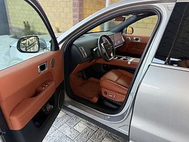 li l7: Lixiang L6: 2024 г., 1.5 л, Автомат, Электромобиль, Кроссовер — 4