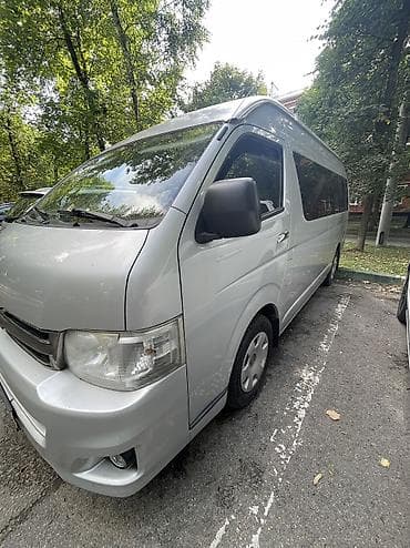 бусик форд: Toyota Hiace: 2011 г., 2.7 л, Механика, Бензин, Бус — 8