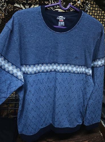 б у свитер: Продаю б/у свитер одевался один, два раза, производство Турция размер — 1
