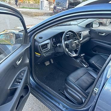 kia k2: Kia Stonic: 2018 г., 1.4 л, Автомат, Бензин, Хэтчбэк — 5