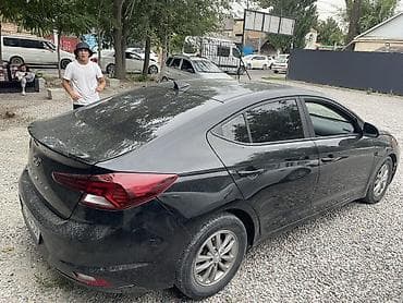 geely galaxy e5: Hyundai Avante: 2019 г., Автомат, Газ, Седан — 5