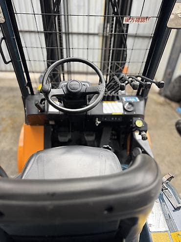 выхлоп на 124: Погрузчик, Toyota, Вилочный — 8