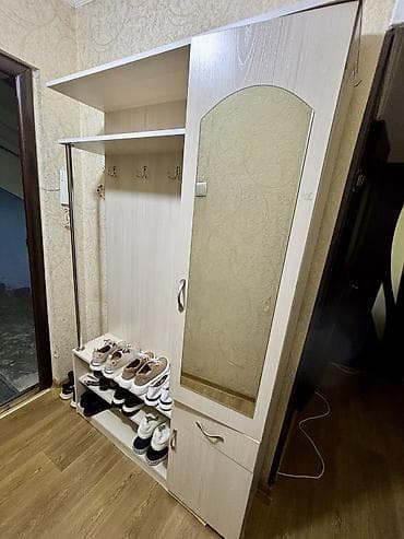 прихожка кант: Прихожая модульная в светлом дереве (дуб/ясень). Компактный комплект — 1