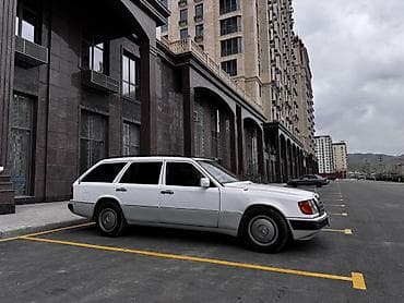 мотор морнинг: Mercedes-Benz E-Class: 1992 г., 2.3 л, Автомат, Бензин, Универсал — 2