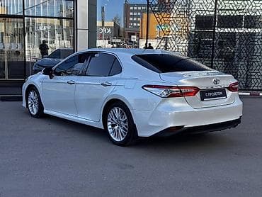 jac t8: Toyota Camry: 2018 г., 2.5 л, Автомат, Бензин, Седан — 7