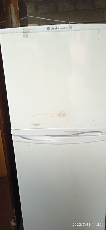купить холодильник бу в бишкеке: Холодильник LG, Б/у, Двухкамерный — 1