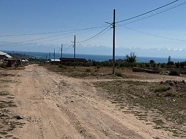 продаются участки: 8 соток, Для бизнеса, Красная книга — 3