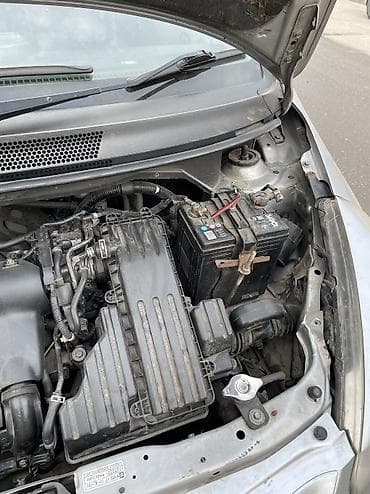 е500 124: Honda Fit: 2002 г., 1.3 л, Автомат, Бензин, Хэтчбэк — 9