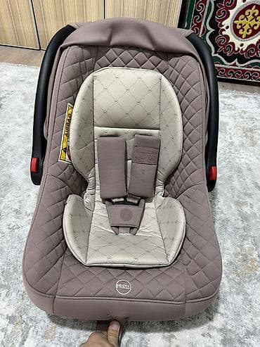 бейби кар: Автокресло, цвет - Бежевый, Б/у — 2