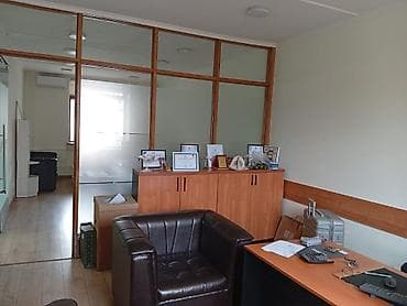 Недвижимость: Аренда офисов, 75 м², 1 линия — 8