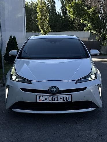 топливо пол: Toyota Prius: 2019 г., 1.5 л, Автомат, Гибрид, Хэтчбэк — 1
