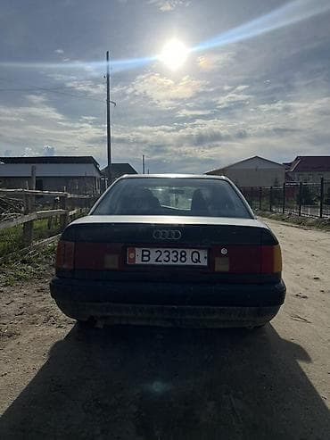 афто чихол: Audi 100: 1991 г., 2.3 л, Седан — 3