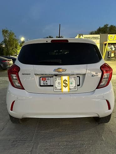 Транспорт: Chevrolet Spark: 2016 г., 1 л, Вариатор, Бензин, Хэтчбэк — 3
