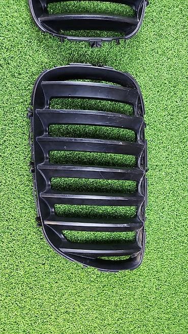 m3 e46: Решётки ноздрейи Е53 рест Чёрные Год 2005 В отличном состоянии, очень — 1