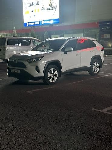 raf: Toyota RAV4: 2020 г., Бензин, Кроссовер — 1