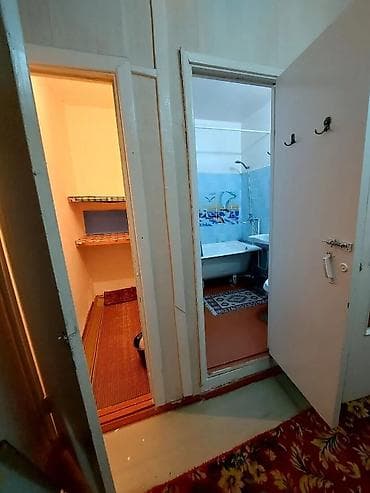 Кыймылсыз мүлк: 1 бөлмө, Кыймылсыз мүлк агенттиги, Чогуу жашоосу жок, Толугу менен эмереги бар — 1