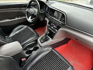 reno duster: Hyundai Elantra: 2019 г., 2 л, Автомат, Бензин, Седан — 5