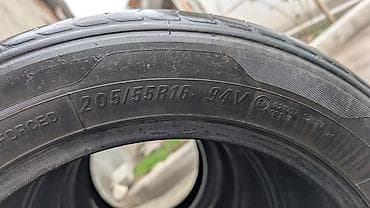 16 lt: Продаю шин, Разнобой 205/55/R16, 3 шины в хорошем состоянии, 1 шина с — 2