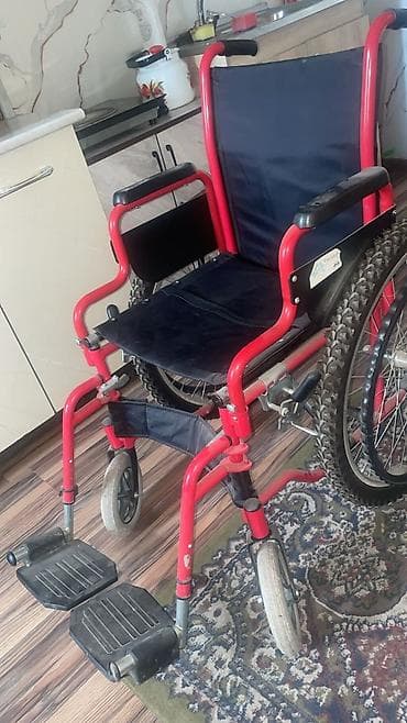 складная кушетка: Прогулочная инвалидная коляска с усиленной рамой - Прочная стальная — 1