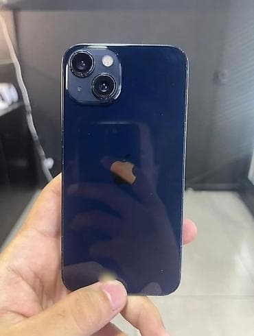 honor robot: IPhone 13, Б/у, 128 ГБ, Midnight, Защитное стекло, 79 % — 2