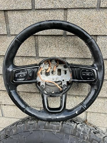 руль gr: Руль Jeep Б/у, Оригинал — 2